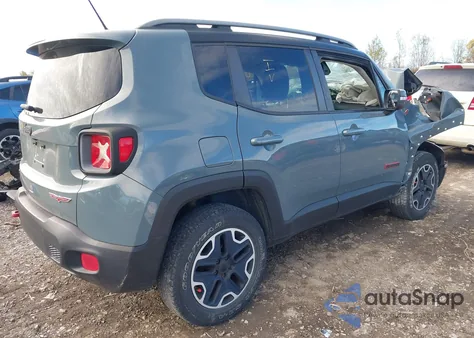 2015 Jeep Renegade Trailhawk z USA, uszkodzony, nr VIN ZACCJBCT0FPB29113
